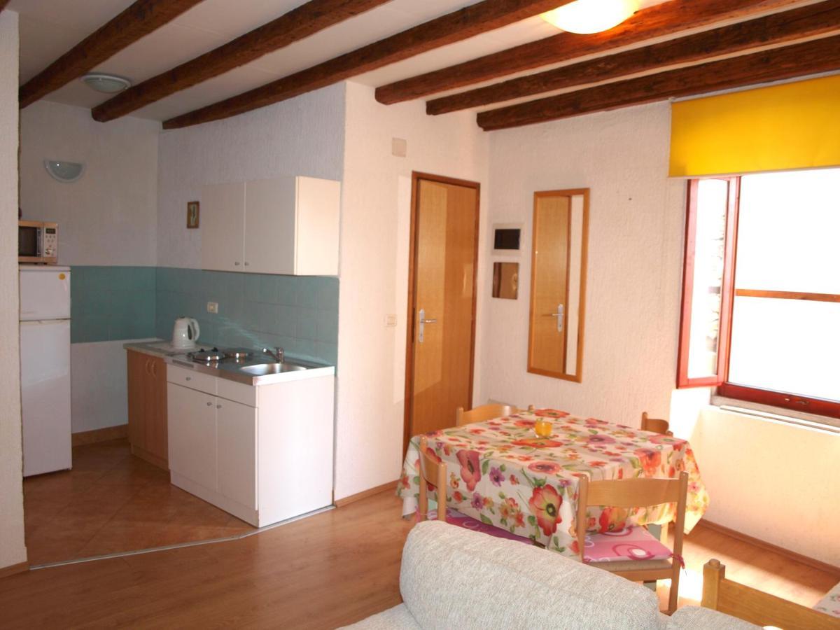 Apartment 52 Rovinj Extérieur photo